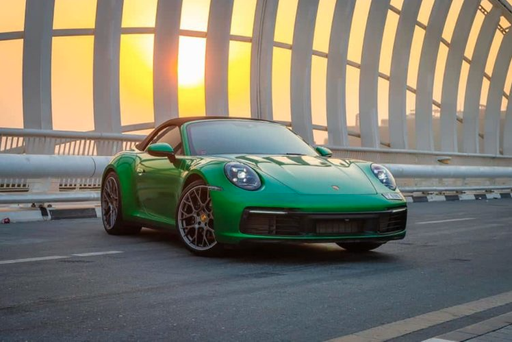 Long-term Porsche Rentals in Dubai